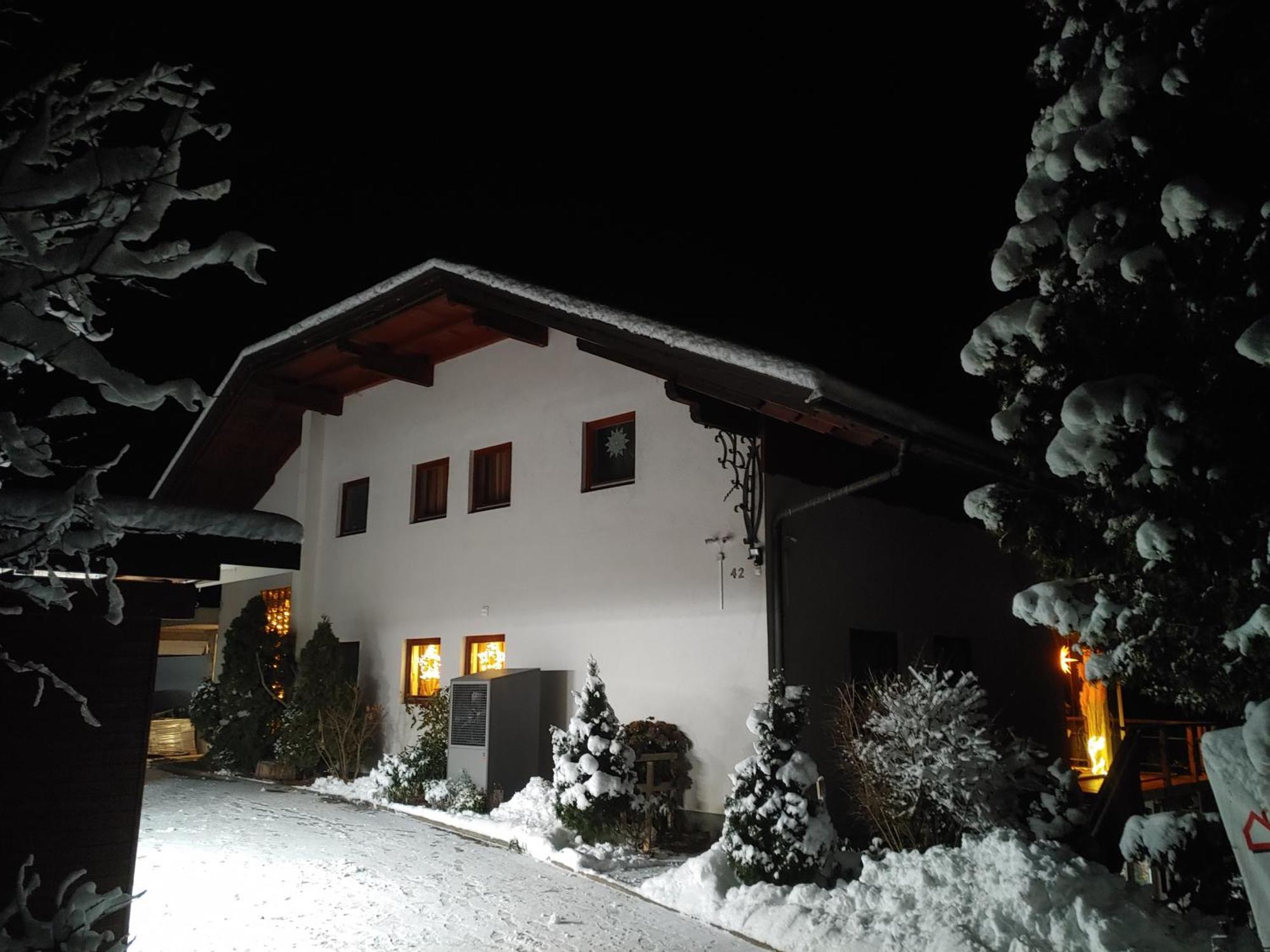 Landhaus Karawankenblick Himmelberg ภายนอก รูปภาพ